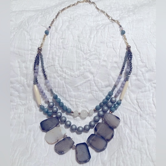 Anthropologie statement necklace - Picture 1 of 4
